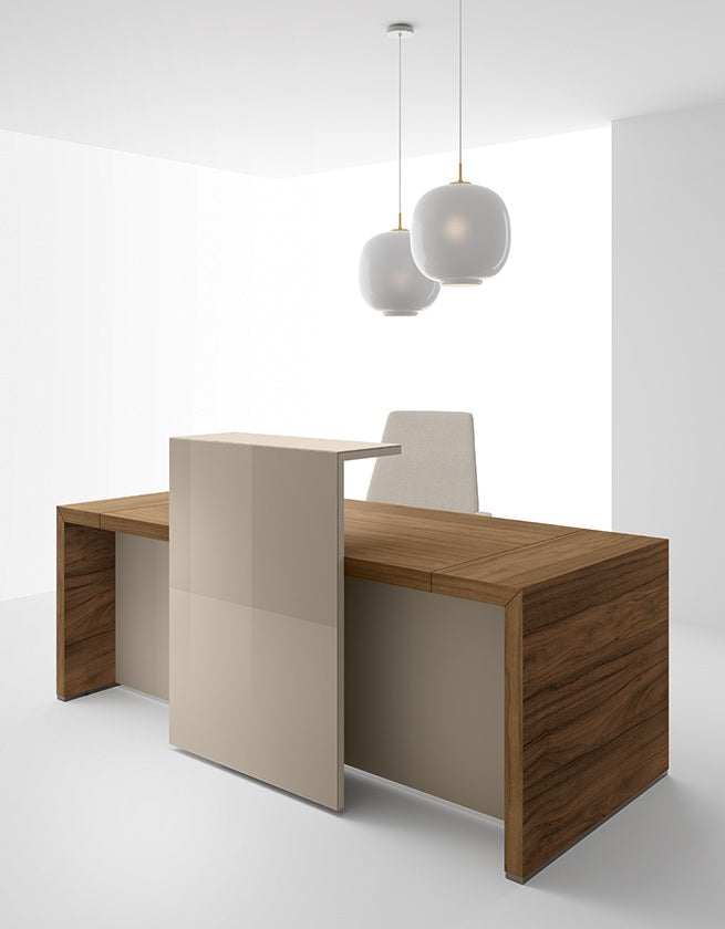 Reception Bold Universe
